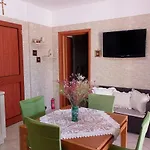 アパート Terrazza Sul Mare Del Salento トッリチェッラ